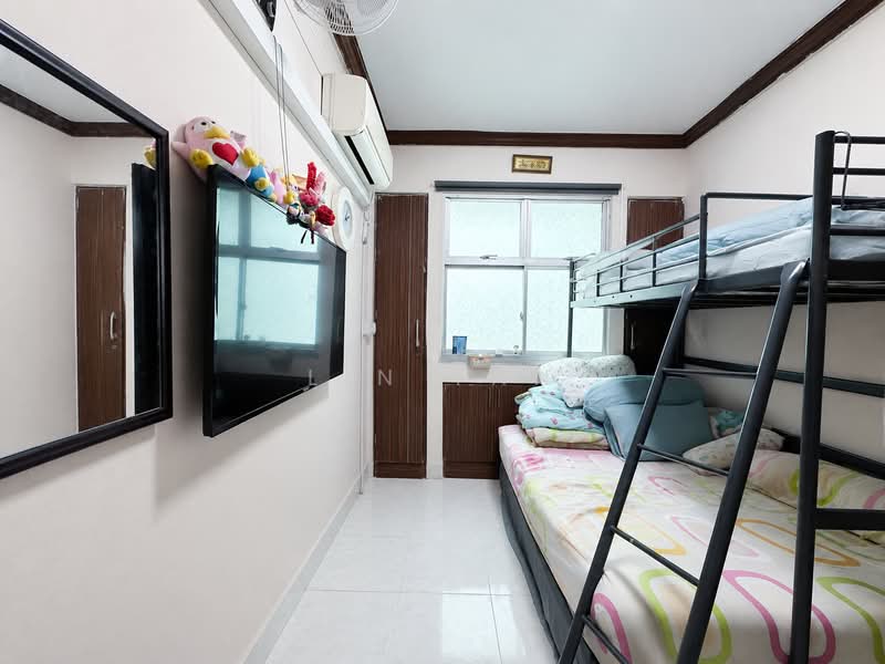 247 Compassvale Road, 247 Compassvale Road, 3 Bedrooms, 914 sqft, HDB Flat For Sale, by Lin Tan, 500146238 - Bedroom - PropertyGuru.com.sg