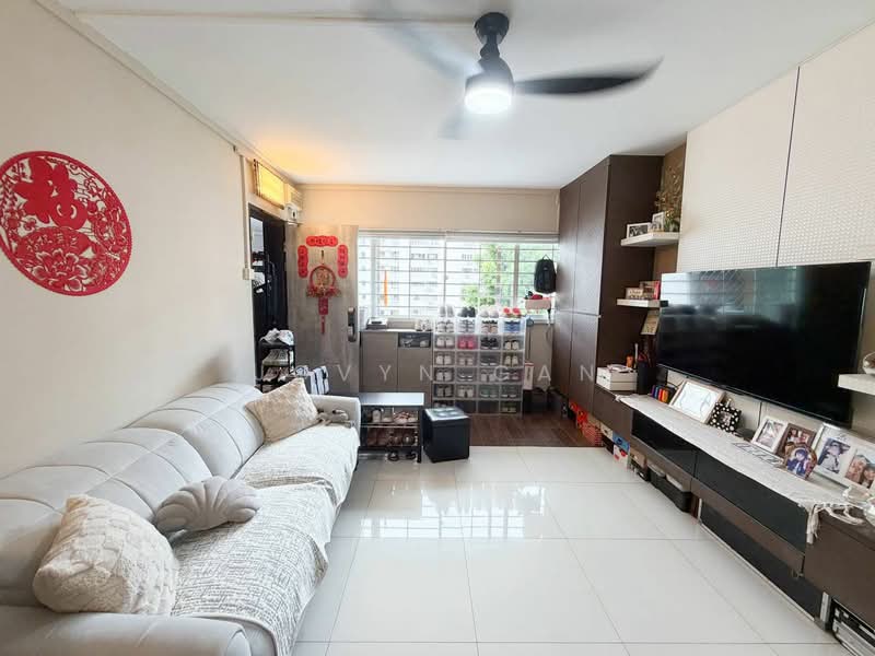 137 Lorong Ah Soo, 137 Lorong Ah Soo, 3 Bedrooms, 1,141 sqft, HDB Flat For Sale, by Jovyn Gan, 500146253 - Living Room - PropertyGuru.com.sg
