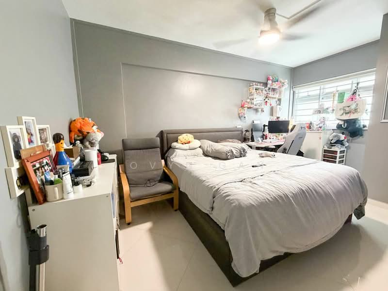 137 Lorong Ah Soo, 137 Lorong Ah Soo, 3 Bedrooms, 1,141 sqft, HDB Flat For Sale, by Jovyn Gan, 500146253 - Master Bedroom - PropertyGuru.com.sg