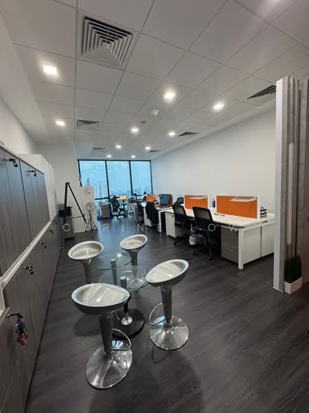 Vision Exchange, 2 Venture Drive, 517 sqft, Office For Rent, by Carine Low, 500146255 - Interior - CommercialGuru.com.sg