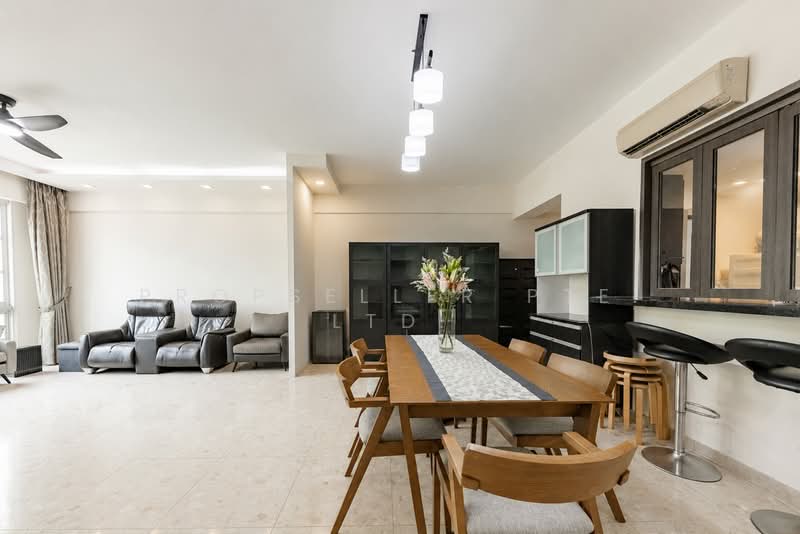 Eastwood Green, 10 Eastwood Road, 3 Bedrooms, 1,173 sqft, Condominium For Sale, by Kelly Tan, 500146263 - Living Room - PropertyGuru.com.sg