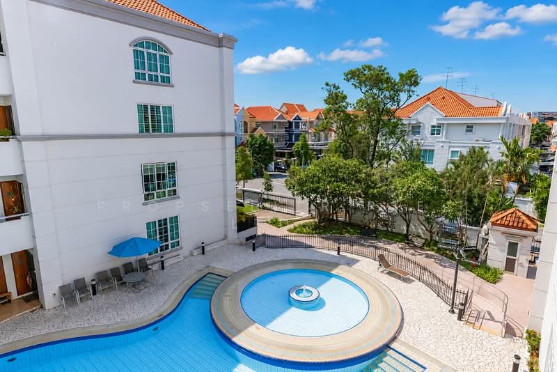 Eastwood Green, 10 Eastwood Road, 3 Bedrooms, 1,173 sqft, Condominium For Sale, by Kelly Tan, 500146263 - Exterior - PropertyGuru.com.sg