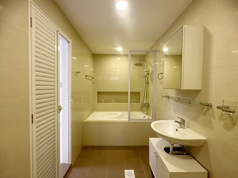 Serangoon Garden Estate, Chartwell Drive, 4 Bedrooms, 2,100 sqft, Corner Terrace For Rent, by Leticia Ching, 500146273 - PropertyGuru.com.sg