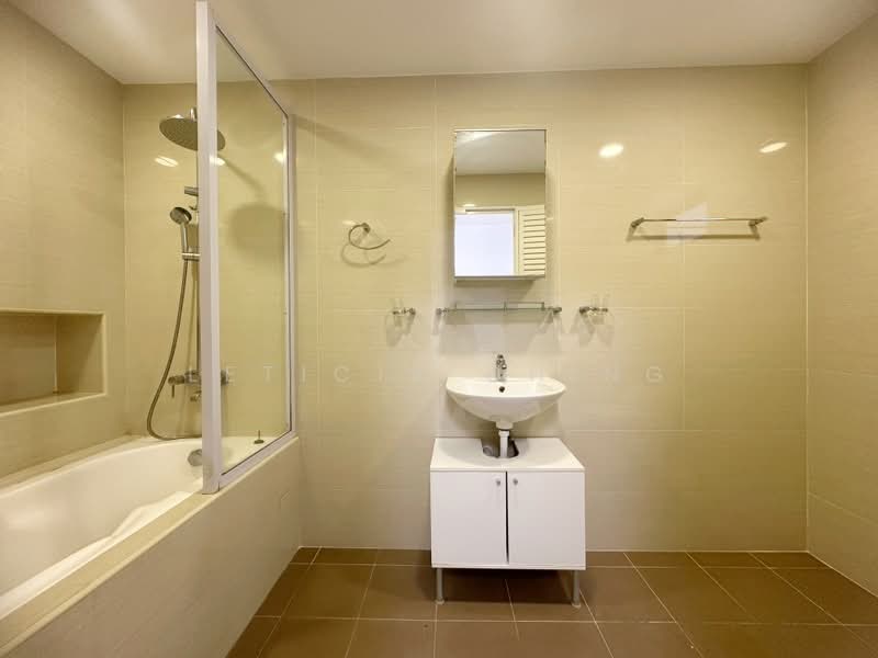 Serangoon Garden Estate, Chartwell Drive, 4 Bedrooms, 2,100 sqft, Corner Terrace For Rent, by Leticia Ching, 500146273 - PropertyGuru.com.sg