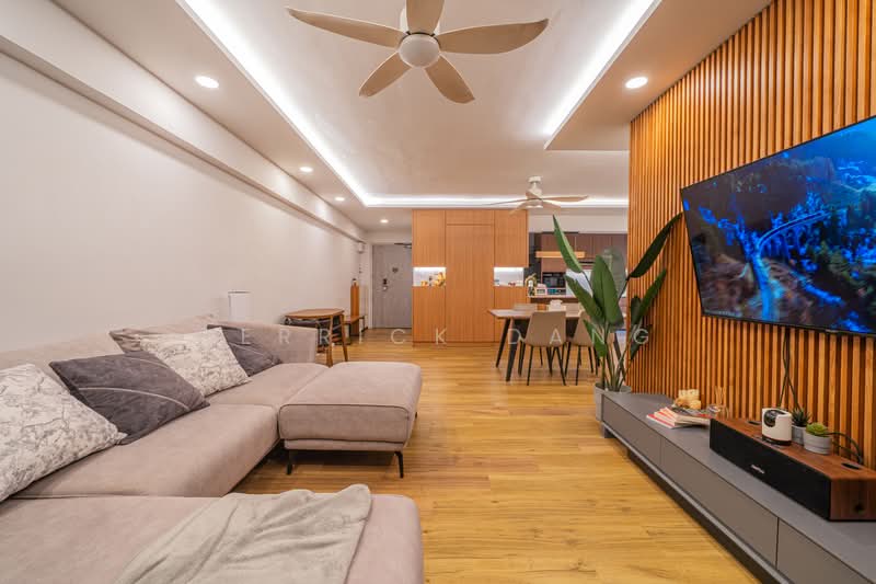 685B Jurong West Street 64, 685B Jurong West Street 64, 3 Bedrooms, 1,227 sqft, HDB Flat For Sale, by Derrick Dang, 500146277 - Living Room - PropertyGuru.com.sg