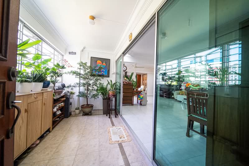 162 Tampines Street 12, 162 Tampines Street 12, 3 Bedrooms, 1,432 sqft, HDB Flat For Sale, by CHIA HOE YIN, 500146279 - Balcony - PropertyGuru.com.sg