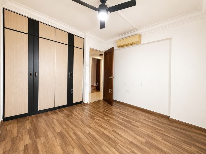 454 Tampines Street 42, 454 Tampines Street 42, 4 Bedrooms, 1,615 sqft, HDB Flat For Sale, by Nizam Adli Saparin, 500146283 - Bedroom 1 - PropertyGuru.com.sg