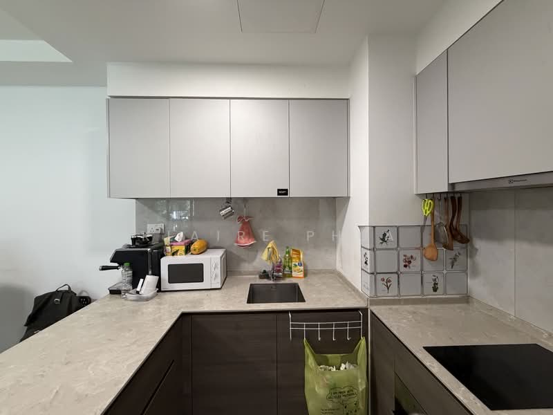 The Florence Residences, 99 Hougang Avenue 2, 2 Bedrooms, 635 sqft, Condominium For Rent, by Klaire Phua, 500146287 - Kitchen - PropertyGuru.com.sg