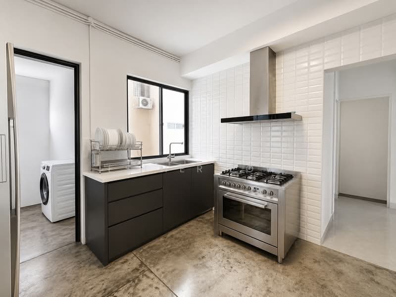 Neptune Court, 1 Marine Vista, 3 Bedrooms, 1,637 sqft, Apartment For Sale, by Esther Low, 500146301 - Kitchen - PropertyGuru.com.sg