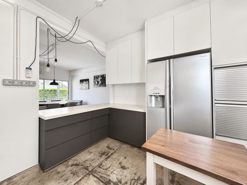 Neptune Court, 1 Marine Vista, 3 Bedrooms, 1,637 sqft, Apartment For Sale, by Esther Low, 500146301 - Kitchen - PropertyGuru.com.sg
