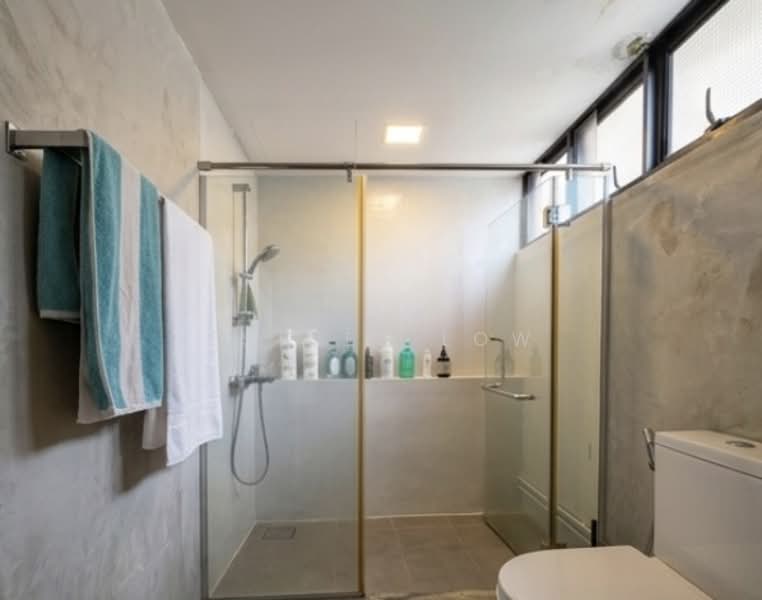 Neptune Court, 1 Marine Vista, 3 Bedrooms, 1,637 sqft, Apartment For Sale, by Esther Low, 500146301 - Master bathroom - PropertyGuru.com.sg