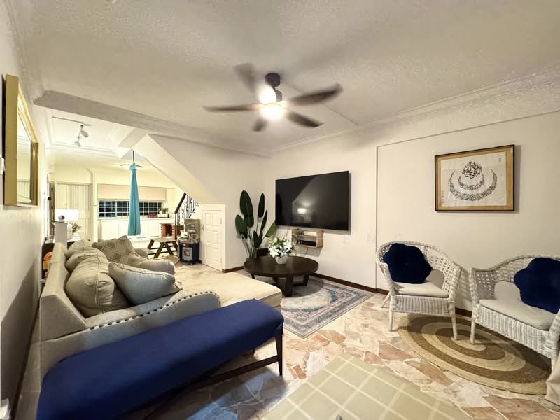 764 Choa Chu Kang North 5, 764 Choa Chu Kang North 5, 4 Bedrooms, 1,550 sqft, HDB Flat For Sale, by Karen Cheng, 500146304 - Living Room - PropertyGuru.com.sg