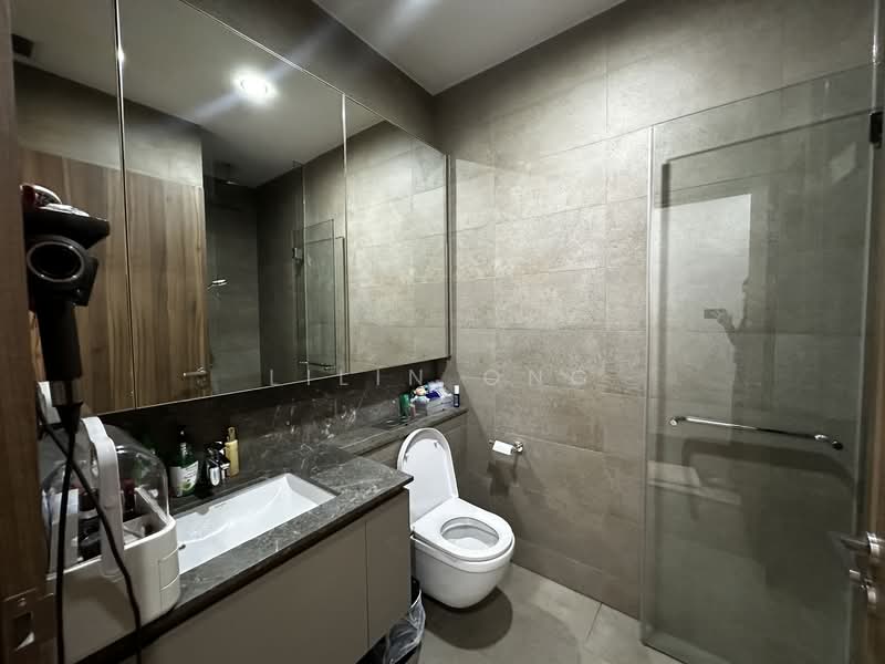 Daintree Residence, 11D Toh Tuck Road, 3 Bedrooms, 1,206 sqft, Condominium For Sale, by Lilin Ong, 500146306 - Bathroom - PropertyGuru.com.sg