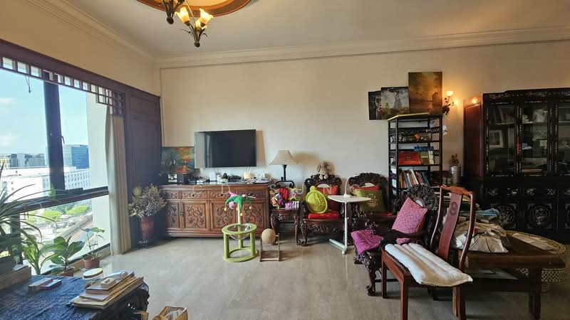 Urgent Sale Paya Lebar MRT Sims Ave 3+1 Bed 3 Bath High Floor Unblocked, , 3 Bedrooms, 1,249 sqft, Condominium For Sale, by CD Sung, 500146313 - Living Room - PropertyGuru.com.sg