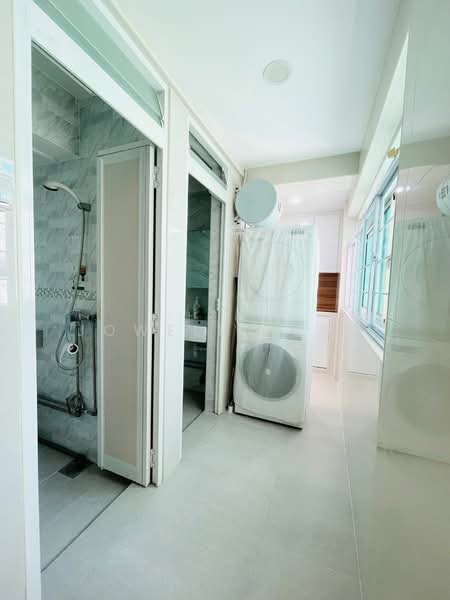 26 Bendemeer Road, 26 Bendemeer Road, 3 Bedrooms, 893 sqft, HDB Flat For Sale, by Jowell Fung, 500146343 - Bathroom - PropertyGuru.com.sg