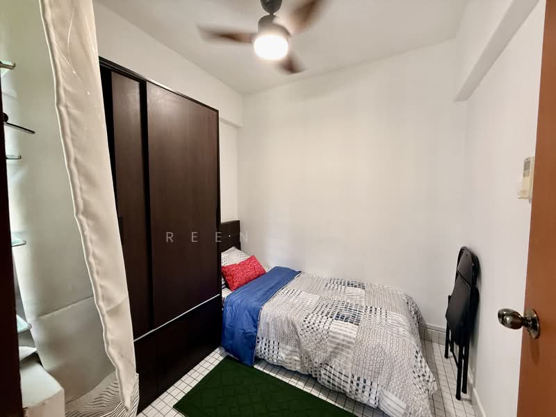 Lagoon View, 5000L Marine Parade Road, Room Rental, 120 sqft, Condominium For Rent, by Reena Tan, 500146349 - PropertyGuru.com.sg