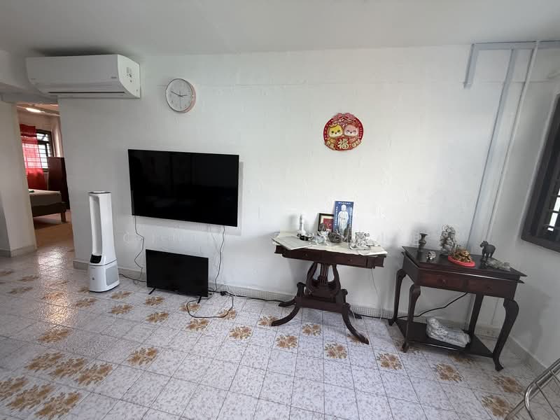 46 Marine Crescent, 46 Marine Crescent, 2 Bedrooms, 818 sqft, HDB Flat For Rent, by Cindy Fu 付小姐, 500146350 - Living Room - PropertyGuru.com.sg