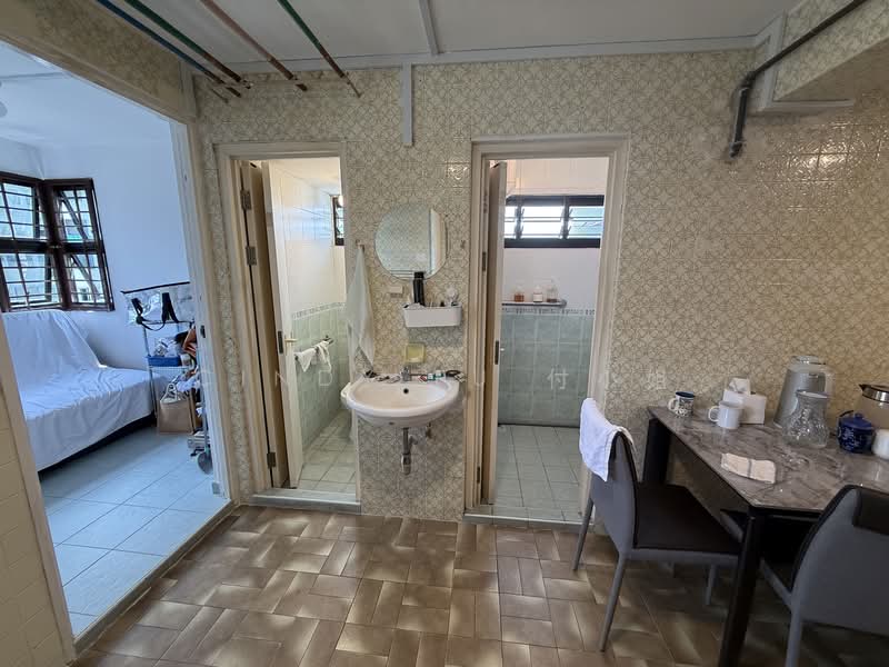 46 Marine Crescent, 46 Marine Crescent, 2 Bedrooms, 818 sqft, HDB Flat For Rent, by Cindy Fu 付小姐, 500146350 - Bathroom - PropertyGuru.com.sg