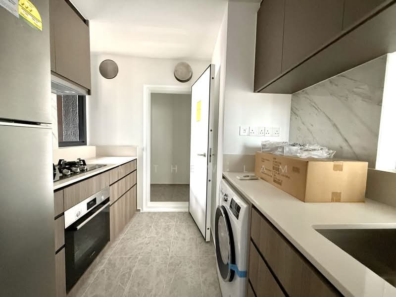 Bartley Vue, 6 Jalan Bunga Rampai, 2 Bedrooms, 732 sqft, Condominium For Sale, by Matthew Lam, 500146360 - Kitchen - PropertyGuru.com.sg