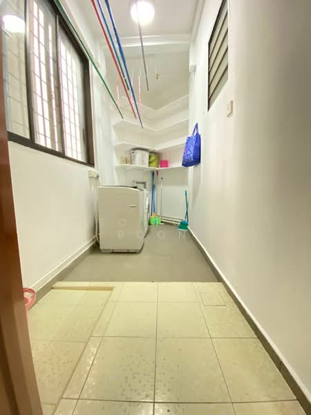 Parc Oasis, 39 Jurong East Avenue 1, 3 Bedrooms, 1,228 sqft, Condominium For Sale, by Yeo Tong Boon, 500146361 - Interior - PropertyGuru.com.sg
