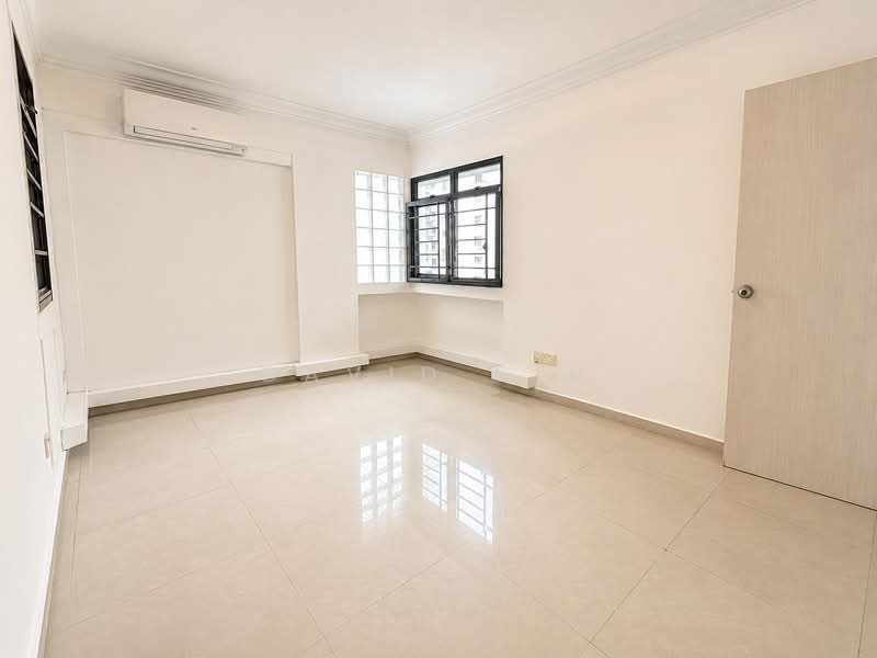 686D Choa Chu Kang Crescent, , 3 Bedrooms, 1,184 sqft, HDB Flat For Sale, by David Sim, 500146363 - Master Bedroom - Now - PropertyGuru.com.sg