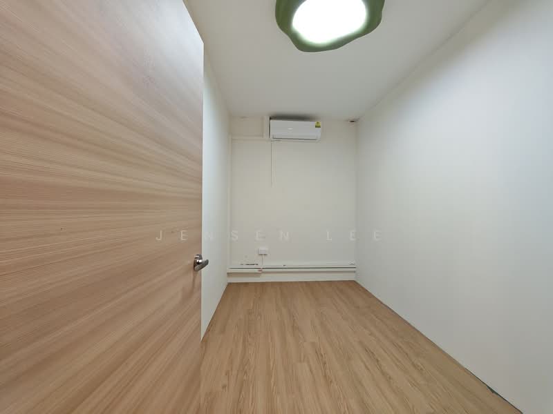 Interlocal Centre, 100G Pasir Panjang Road, Buona Vista / West Coast / Clementi New Town, 1,726 sqft, Light Industrial (B1) For Rent, by Jensen Lee, 500146365 - Interior - CommercialGuru.com.sg