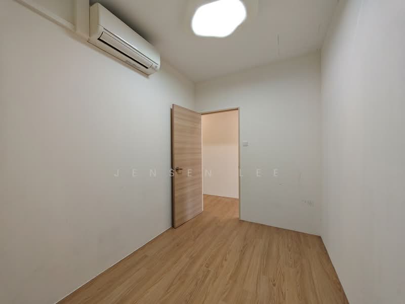 Interlocal Centre, 100G Pasir Panjang Road, Buona Vista / West Coast / Clementi New Town, 1,726 sqft, Light Industrial (B1) For Rent, by Jensen Lee, 500146365 - Interior - CommercialGuru.com.sg