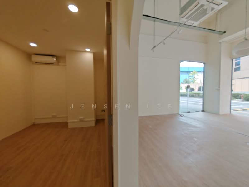 Interlocal Centre, 100G Pasir Panjang Road, Buona Vista / West Coast / Clementi New Town, 1,726 sqft, Light Industrial (B1) For Rent, by Jensen Lee, 500146365 - Interior - CommercialGuru.com.sg