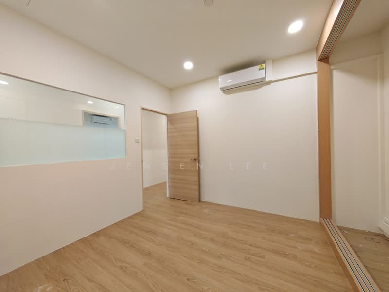 Interlocal Centre, 100G Pasir Panjang Road, Buona Vista / West Coast / Clementi New Town, 1,726 sqft, Light Industrial (B1) For Rent, by Jensen Lee, 500146365 - Interior - CommercialGuru.com.sg