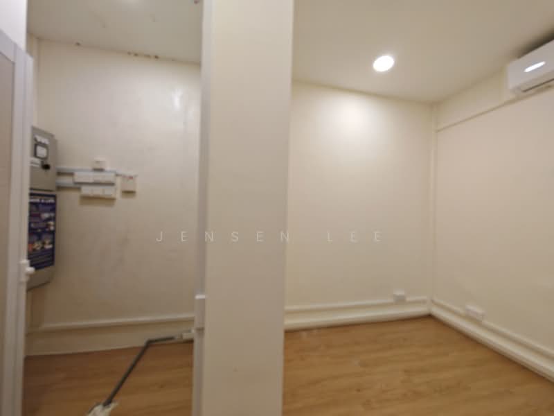 Interlocal Centre, 100G Pasir Panjang Road, Buona Vista / West Coast / Clementi New Town, 1,726 sqft, Light Industrial (B1) For Rent, by Jensen Lee, 500146365 - Interior - CommercialGuru.com.sg