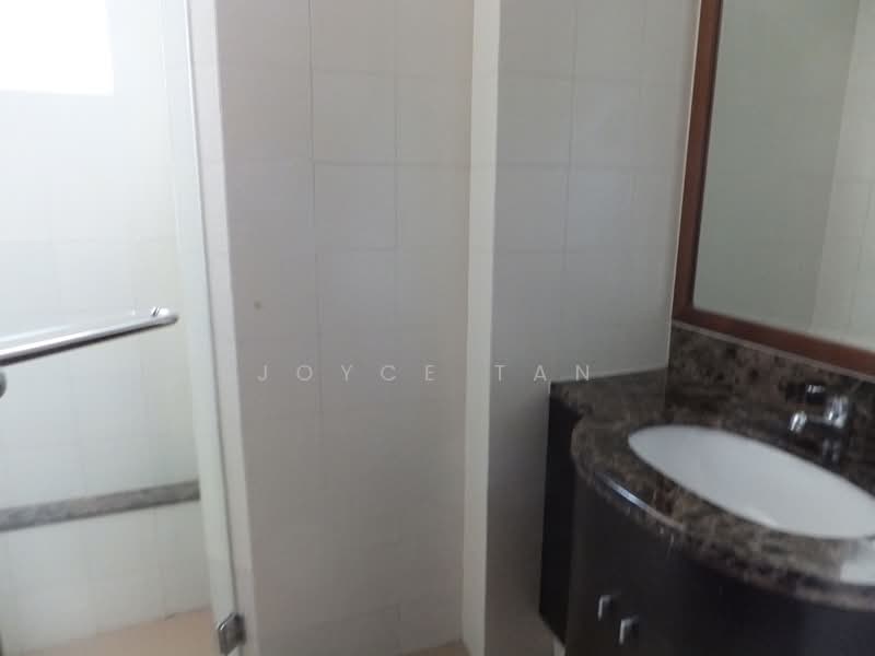Hillington Green, 47 Hillview Avenue, 3 Bedrooms, 1,356 sqft, Condominium For Rent, by Joyce Tan, 500146368 - Bathroom - PropertyGuru.com.sg