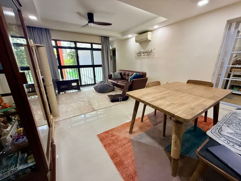 322C Anchorvale Drive, 322C Anchorvale Drive, 3 Bedrooms, 980 sqft, HDB Flat For Sale, by Azahari Bin Hussain, 500146376 - Living Room - PropertyGuru.com.sg