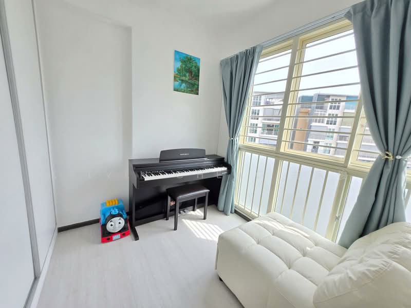 Watercolours, 35 Pasir Ris Link, 4 Bedrooms, 1,873 sqft, Executive Condominium For Sale, by Kelvin Cheng 郑家俊, 500146383 - Interior - PropertyGuru.com.sg