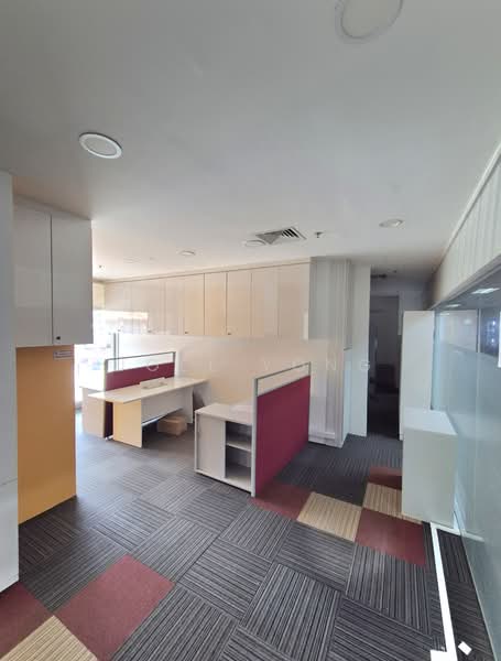 shift in condition unit for rent (beach road)!, , 1,097 sqft, Office For Rent, by Joel Yong, 500146387 - CommercialGuru.com.sg