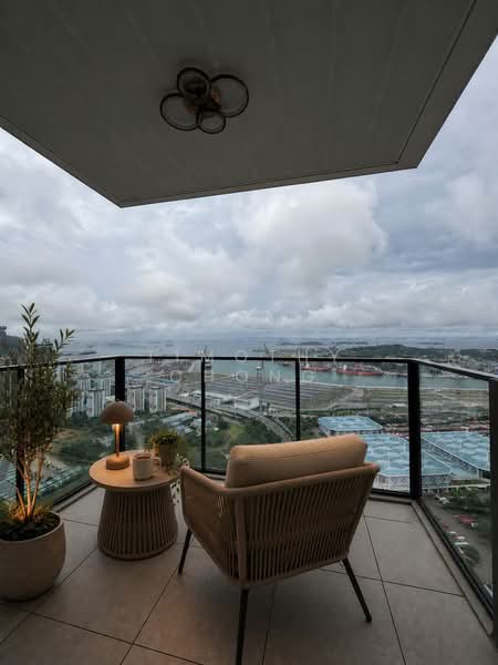 Avenue South Residence, 11 Silat Avenue, 2 Bedrooms, 657 sqft, Condominium For Sale, by Timothy Chong, 500146389 - Balcony - PropertyGuru.com.sg