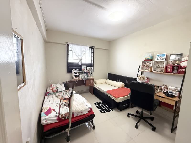 49 Dorset Road, 49 Dorset Road, 2 Bedrooms, 732 sqft, HDB Flat For Sale, by Melvin Chee, 500146392 - Bedroom - PropertyGuru.com.sg