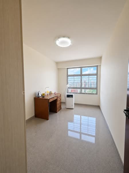 18D Holland Drive, 18D Holland Drive, 3 Bedrooms, 990 sqft, HDB Flat For Sale, by Christopher Yap, 500146395 - Bedroom 2 - PropertyGuru.com.sg