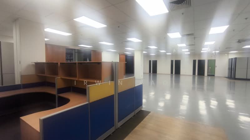 Odc Distri Centre, 30 Toh Guan Road, 39,386 sqft, Warehouse For Rent, by Irwin Kao, 500146411 - CommercialGuru.com.sg