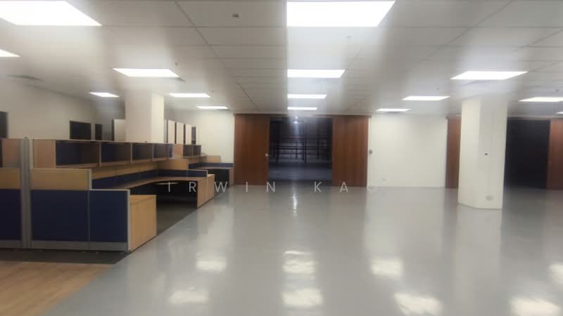 Odc Distri Centre, 30 Toh Guan Road, 39,386 sqft, Warehouse For Rent, by Irwin Kao, 500146411 - CommercialGuru.com.sg