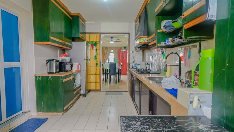 667 Choa Chu Kang Crescent, 667 Choa Chu Kang Crescent, 3 Bedrooms, 1,109 sqft, HDB Flat For Sale, by Nadiyah Kamsani, 500146416 - Kitchen - PropertyGuru.com.sg