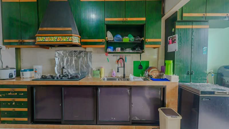 667 Choa Chu Kang Crescent, 667 Choa Chu Kang Crescent, 3 Bedrooms, 1,109 sqft, HDB Flat For Sale, by Nadiyah Kamsani, 500146416 - Kitchen - PropertyGuru.com.sg