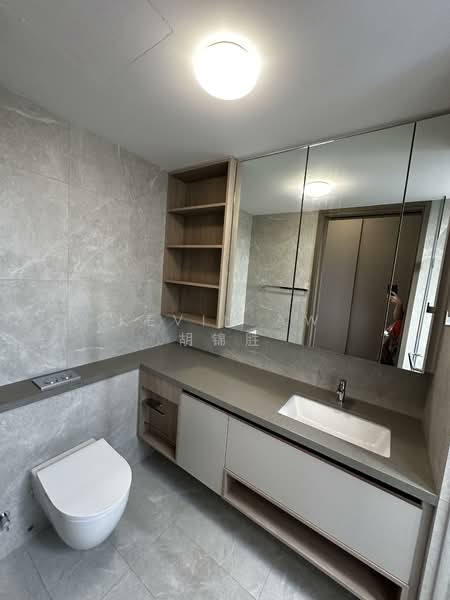 Master Bedroom & Common Rooms For Rent! Wifi & Utilities Included!, , Room Rental, 150 sqft, Condominium For Rent, by Kevin Aw 胡锦胜, 500146426 - Bathroom - PropertyGuru.com.sg