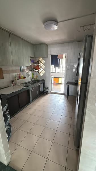 856 Jurong West Street 81, 856 Jurong West Street 81, Room Rental, 200 sqft, HDB Flat For Rent, by Chloe Low, 500146434 - Kitchen - PropertyGuru.com.sg