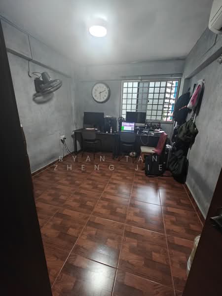 265 Yishun Street 22, 265 Yishun Street 22, Room Rental, 129 sqft, HDB Flat For Rent, by Ryan Tan Zheng Jie, 500146435 - Study - PropertyGuru.com.sg