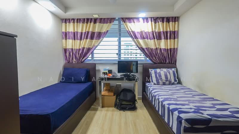 428 Pasir Ris Drive 6, 428 Pasir Ris Drive 6, 3 Bedrooms, 1,023 sqft, HDB Flat For Sale, by Nadiyah Kamsani, 500146439 - Bedroom 2 - PropertyGuru.com.sg