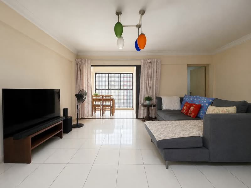 684C Woodlands Drive 62, 684C Woodlands Drive 62, 3 Bedrooms, 1,291 sqft, HDB Flat For Sale, by Kelly Lin, 500146444 - Living Room - PropertyGuru.com.sg