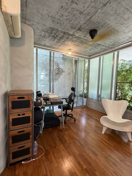 Jalan Tanjong, , 4 Bedrooms, 6,000 sqft, Terraced House For Rent, by Kash Randhawa, 500146451 - Study - PropertyGuru.com.sg
