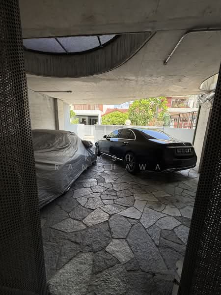 Jalan Tanjong, , 4 Bedrooms, 6,000 sqft, Terraced House For Rent, by Kash Randhawa, 500146451 - Car Park - PropertyGuru.com.sg
