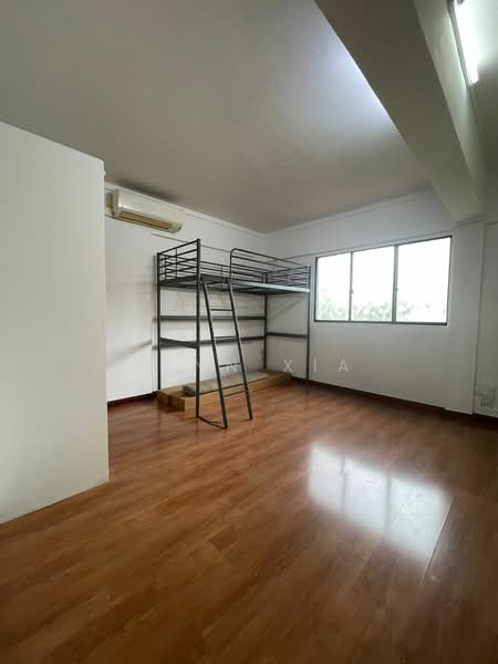 354 Clementi Avenue 2, 354 Clementi Avenue 2, 3 Bedrooms, 701 sqft, HDB Flat For Rent, by Lynn Xia, 500146463 - Bedroom - PropertyGuru.com.sg