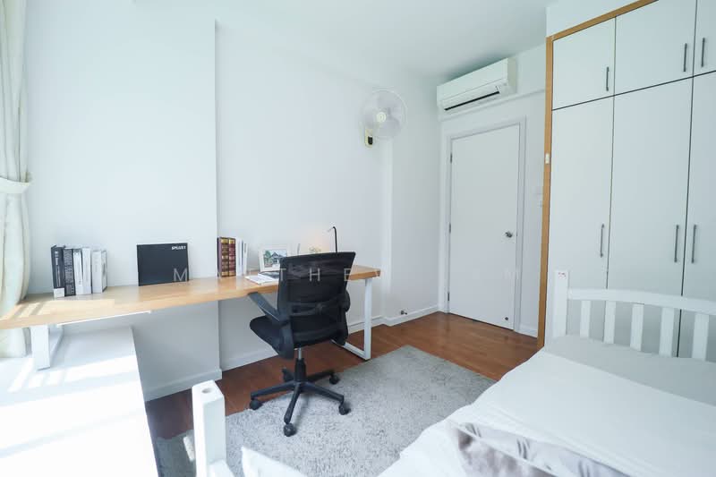 Blossoms @ Woodleigh, 14 Woodleigh Close, 3 Bedrooms, 1,421 sqft, Condominium For Sale, by Matthew Lam, 500146475 - Study - PropertyGuru.com.sg